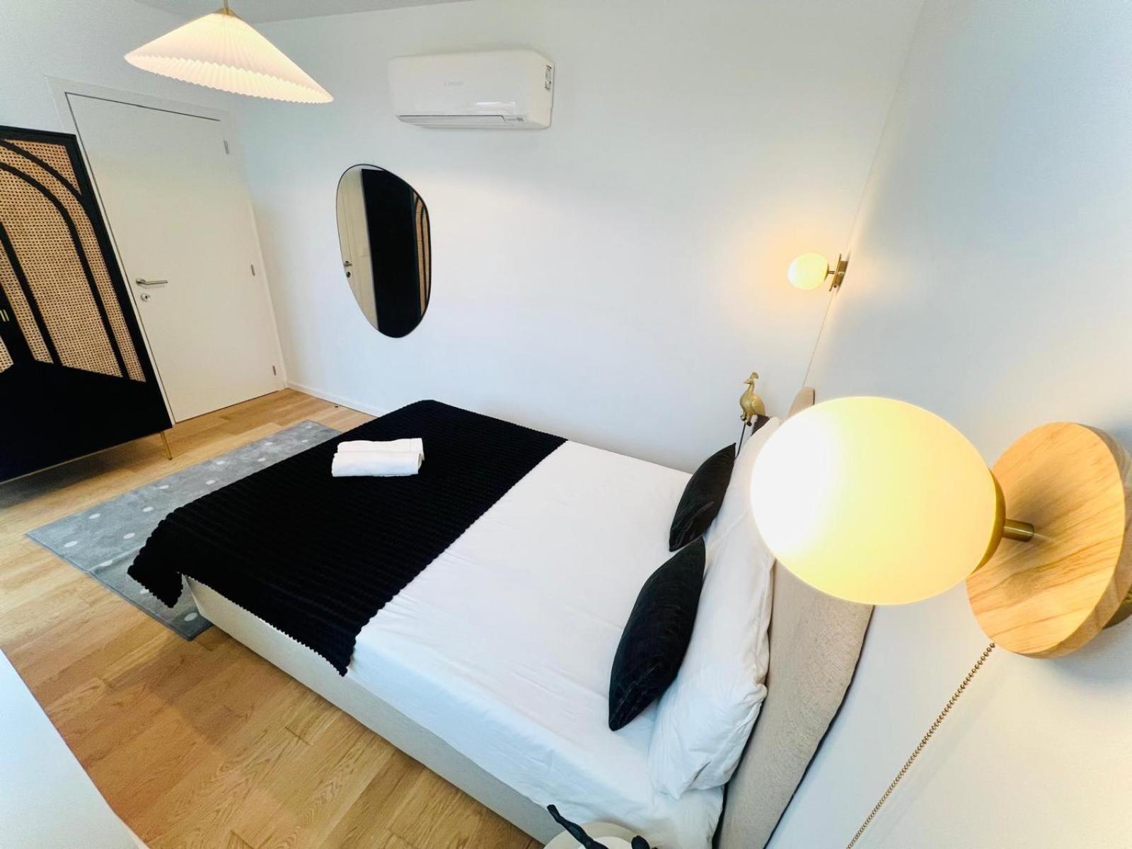 Lisbon Pink House II Beautiful 2 Bedroom Flat In City Center Buitenkant foto