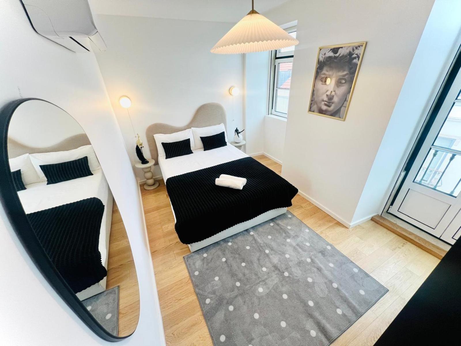 Lisbon Pink House II Beautiful 2 Bedroom Flat In City Center Buitenkant foto