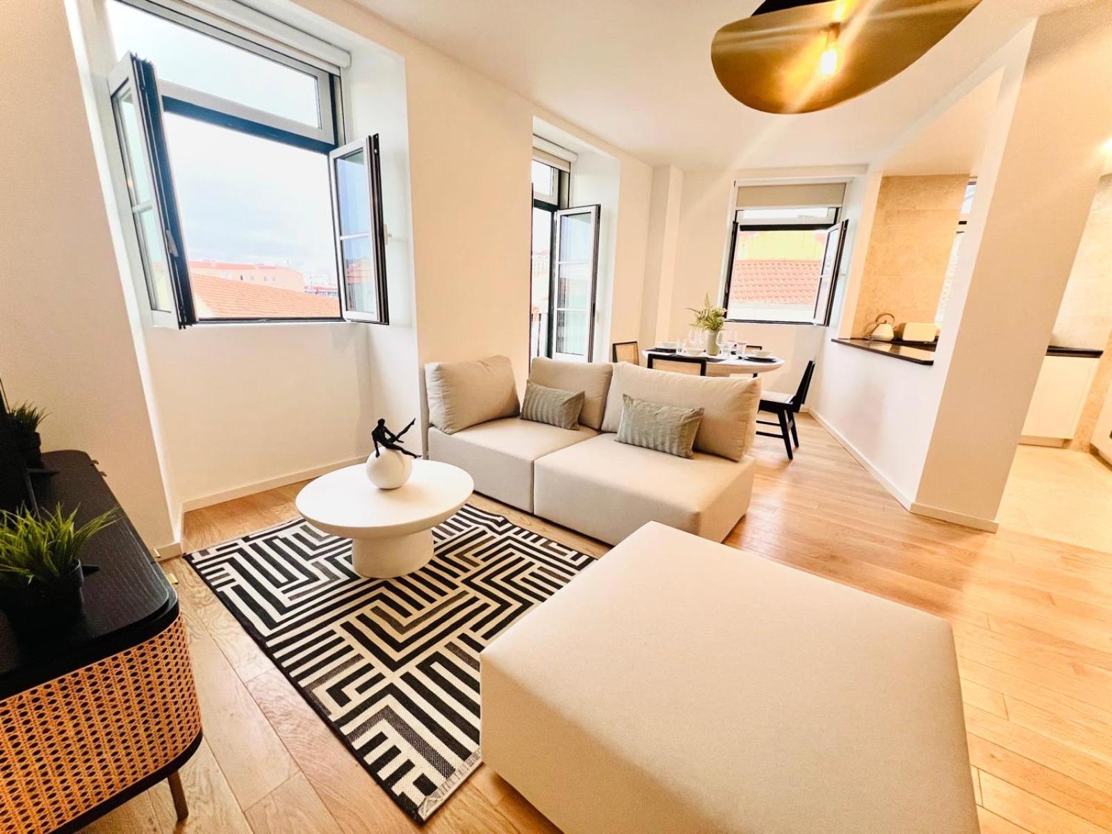 Lisbon Pink House II Beautiful 2 Bedroom Flat In City Center Buitenkant foto