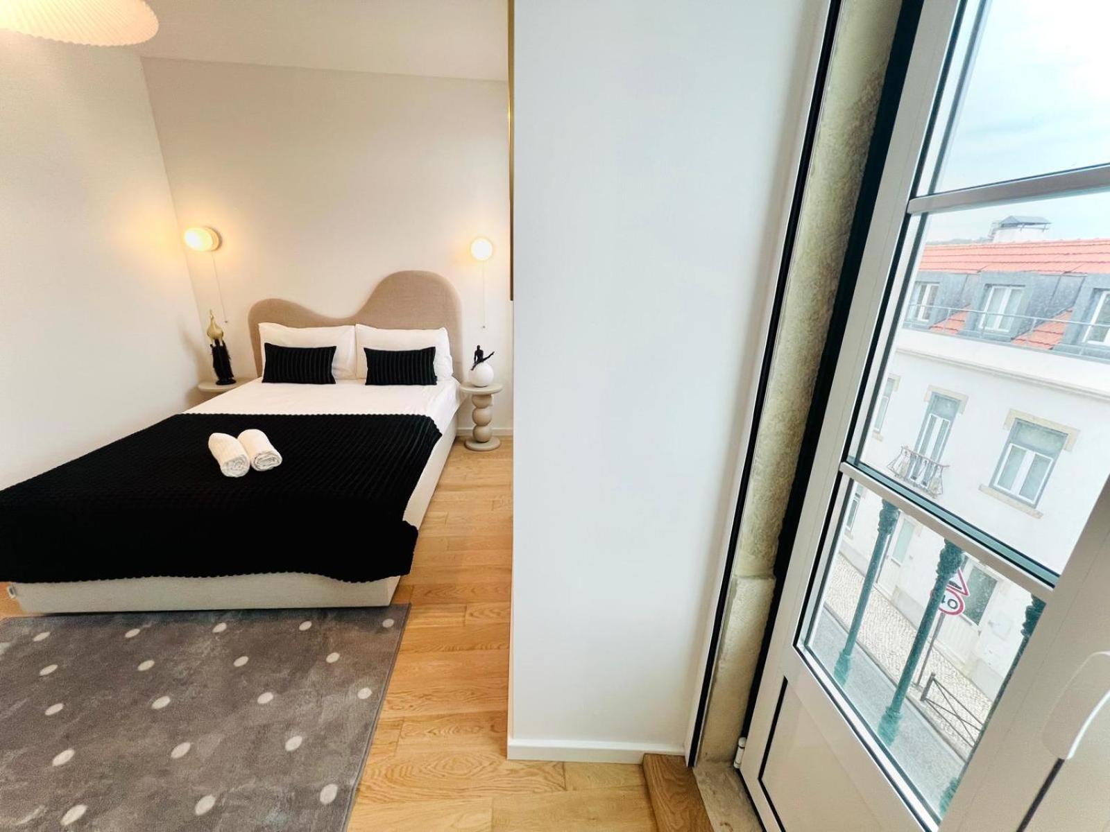 Lisbon Pink House II Beautiful 2 Bedroom Flat In City Center Buitenkant foto