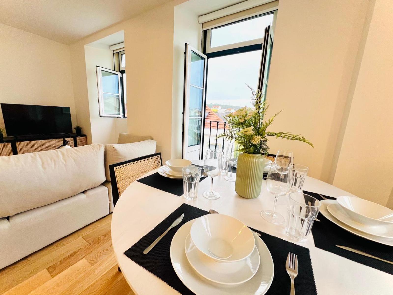 Lisbon Pink House II Beautiful 2 Bedroom Flat In City Center Buitenkant foto