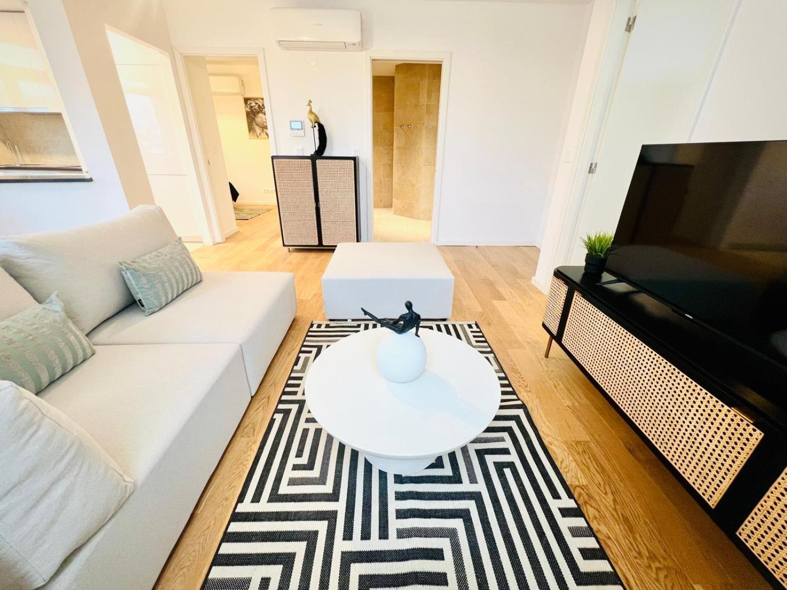 Lisbon Pink House II Beautiful 2 Bedroom Flat In City Center Buitenkant foto