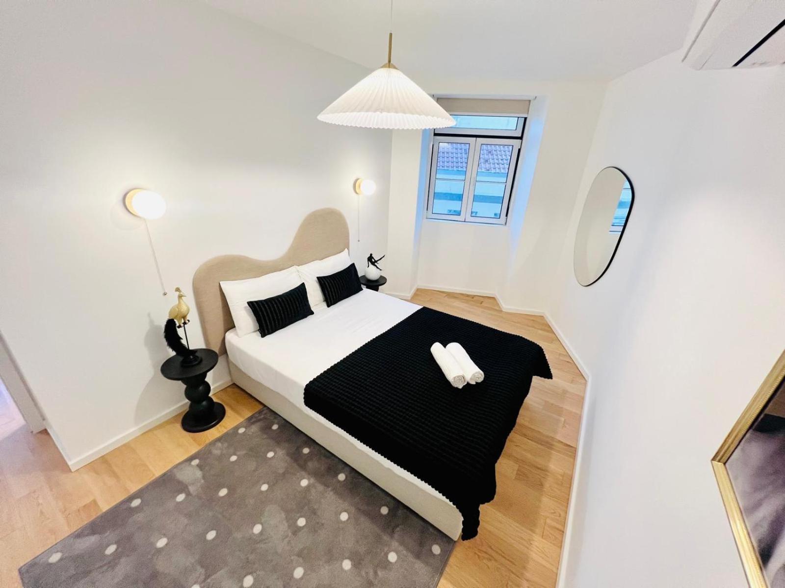 Lisbon Pink House II Beautiful 2 Bedroom Flat In City Center Buitenkant foto
